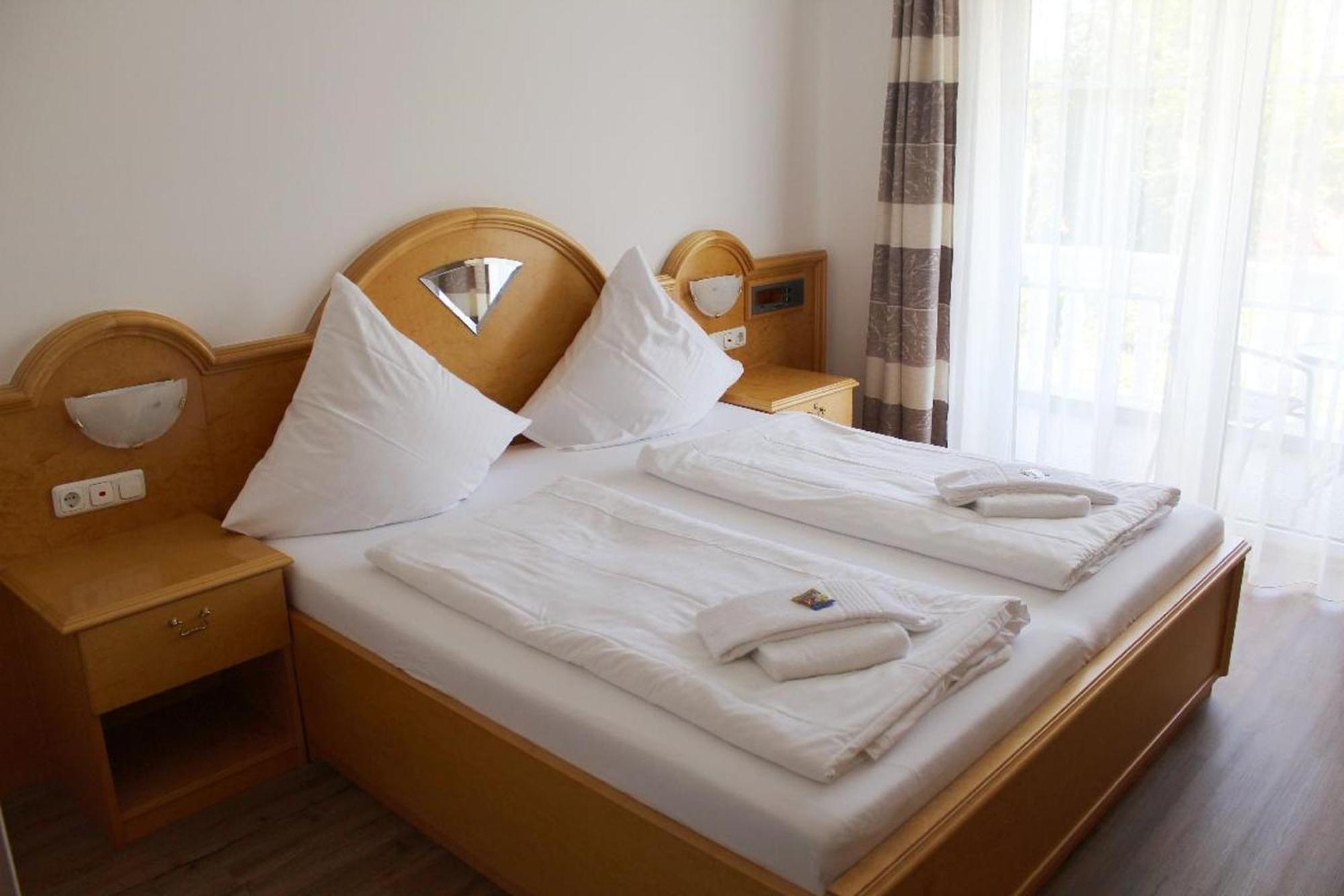 Ferienappartements-Grolik Im Aparthotel Zum Gutshof 호헨바트 외부 사진